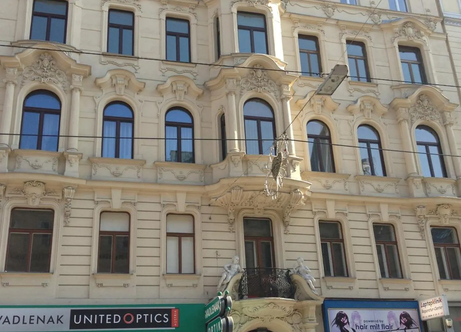 Hoheschule Apartment Courbette Wiedeń Austria