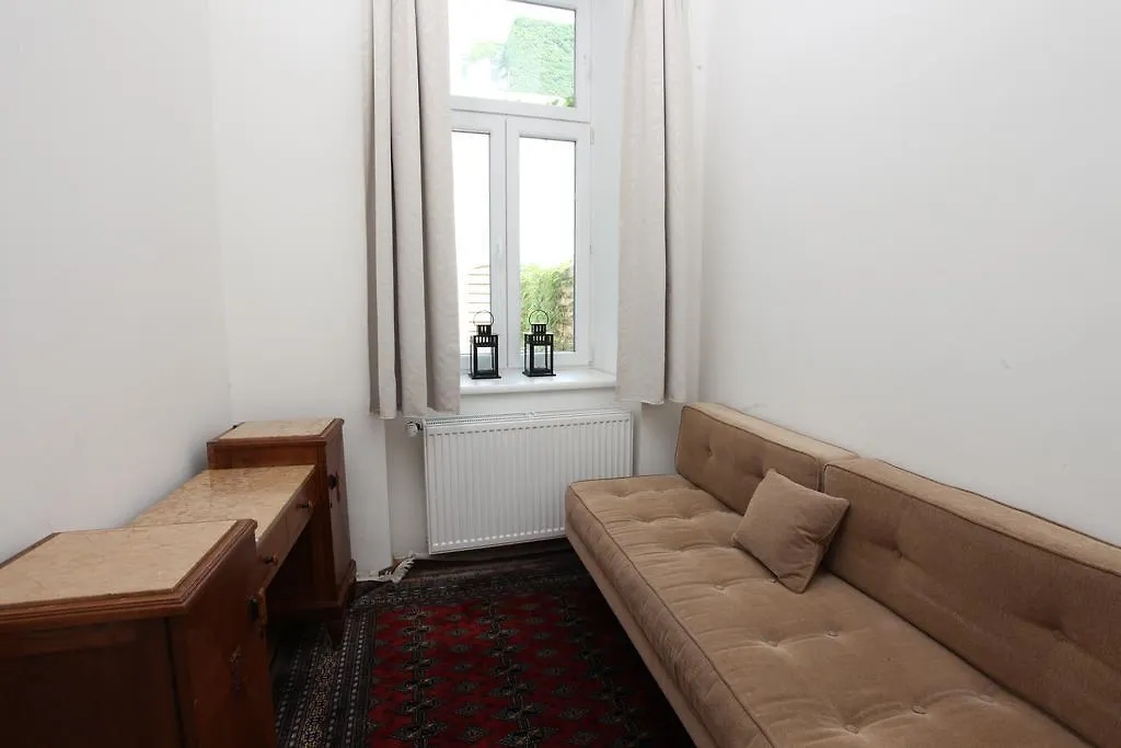 Hoheschule Apartment Courbette Wiedeń Austria