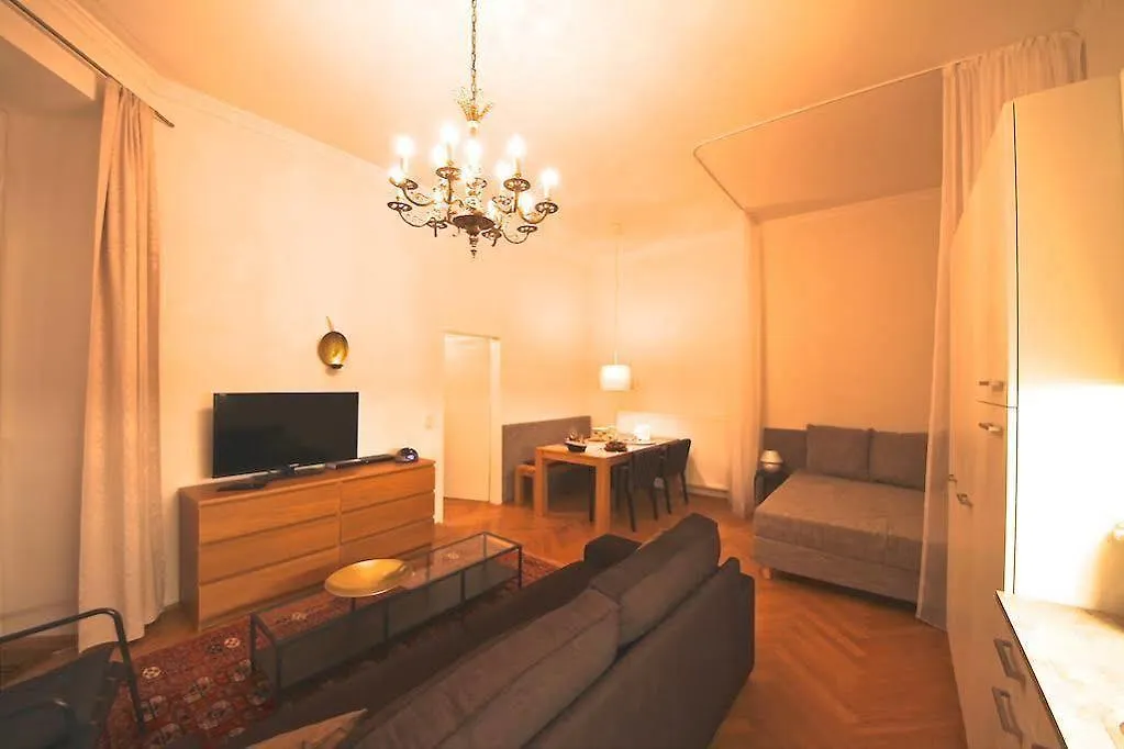 Hoheschule Apartment Courbette Wiedeń